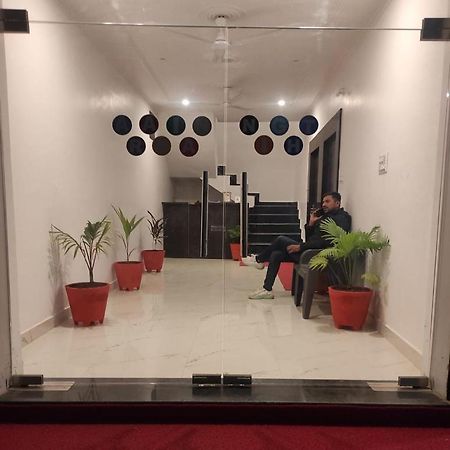 Hostel Arabian Night Кгаджураго Екстер'єр фото